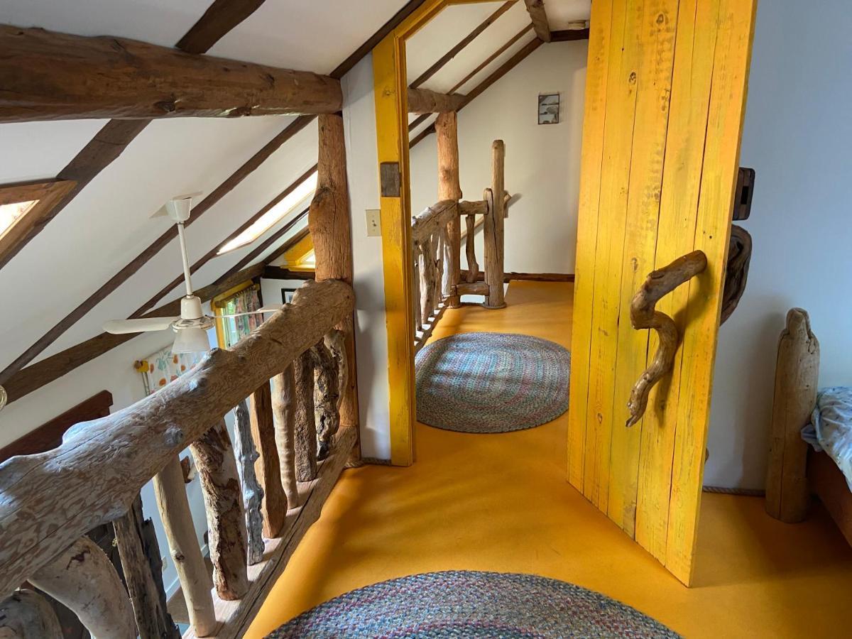 Woods End Landing Hotel Bamfield Kültér fotó